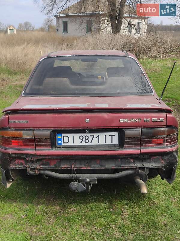 Седан Mitsubishi Galant 1988 в Броварах