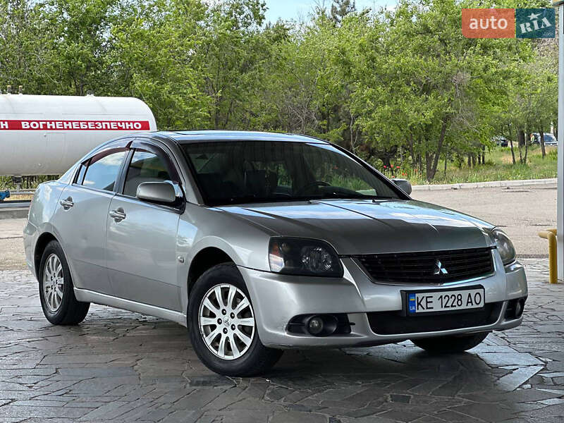 Седан Mitsubishi Galant 2008 в Днепре