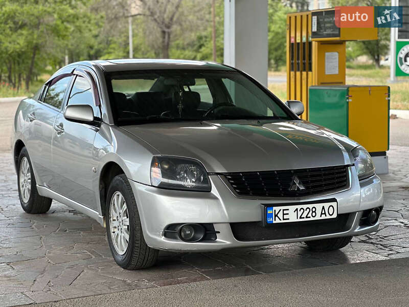 Седан Mitsubishi Galant 2008 в Днепре