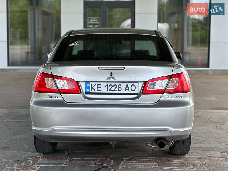 Седан Mitsubishi Galant 2008 в Днепре