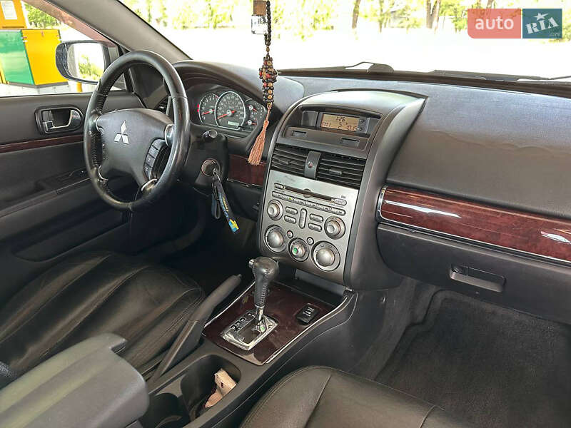 Седан Mitsubishi Galant 2008 в Днепре
