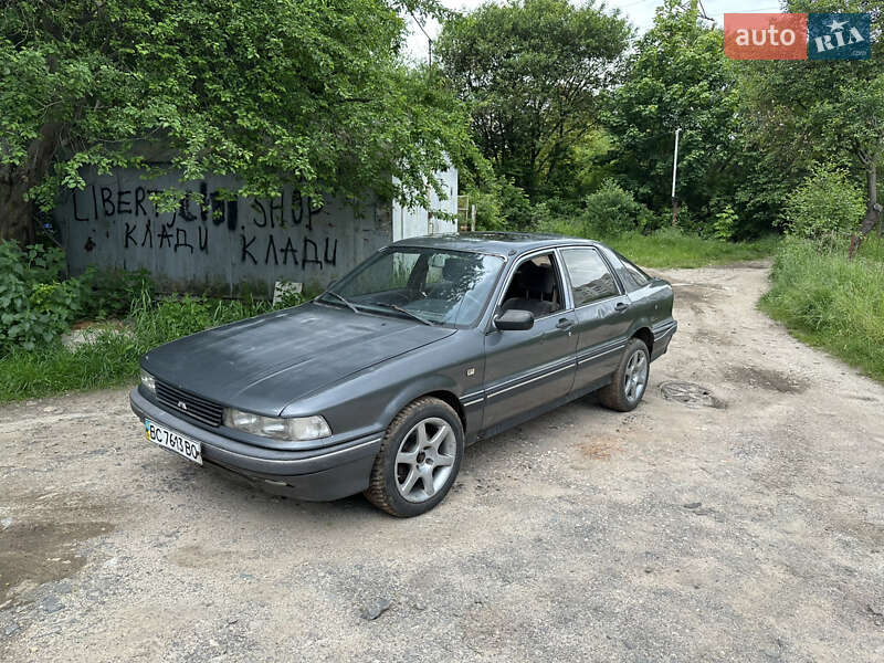 Mitsubishi Galant 1989