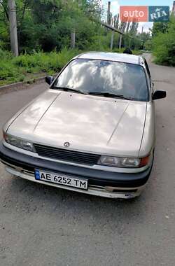 Седан Mitsubishi Galant 1989 в Кривому Розі