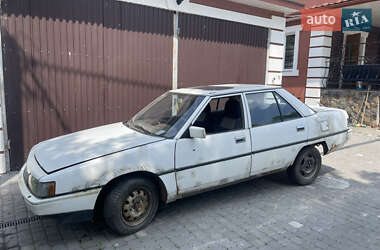 Седан Mitsubishi Galant 1987 в Черновцах