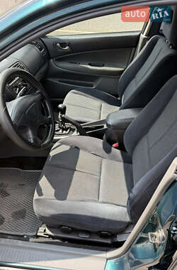 Седан Mitsubishi Galant 2001 в 