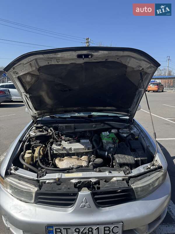Седан Mitsubishi Galant 2002 в Херсоне