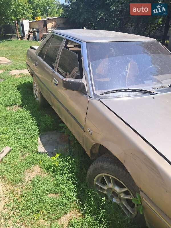 Седан Mitsubishi Galant 1987 в Дунаевцах