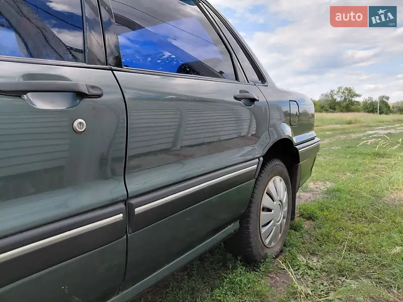 Mitsubishi Galant