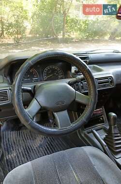 Лифтбек Mitsubishi Galant 1989 в 