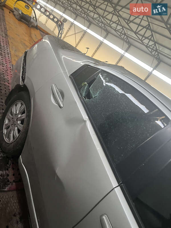 Седан Mitsubishi Galant 2008 в Львове
