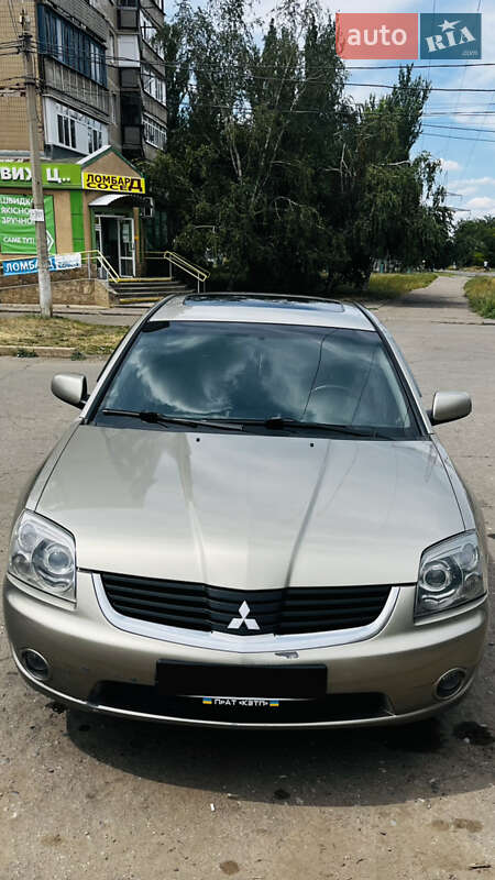 Седан Mitsubishi Galant 2006 в Краматорске
