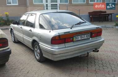 Лифтбек Mitsubishi Galant 1989 в 