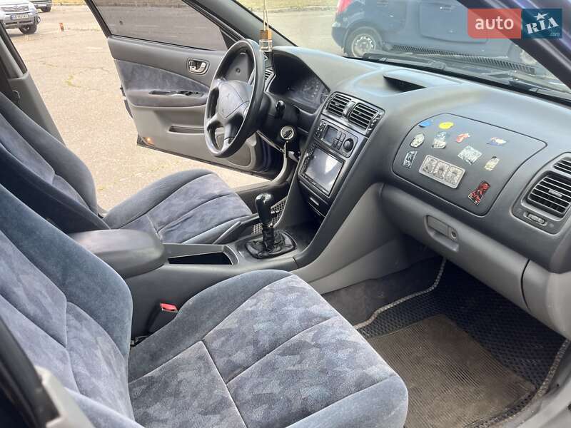 Універсал Mitsubishi Galant 1997 в Києві