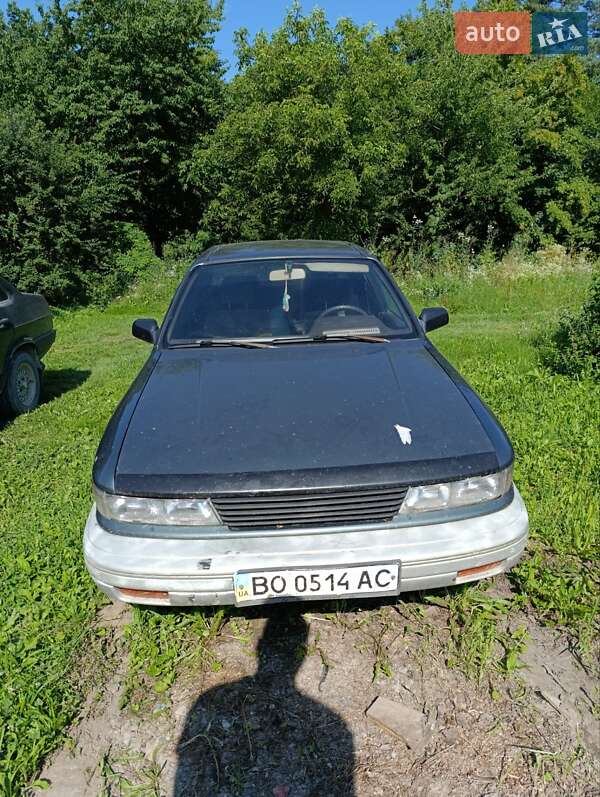 Седан Mitsubishi Galant 1988 в Чорткове