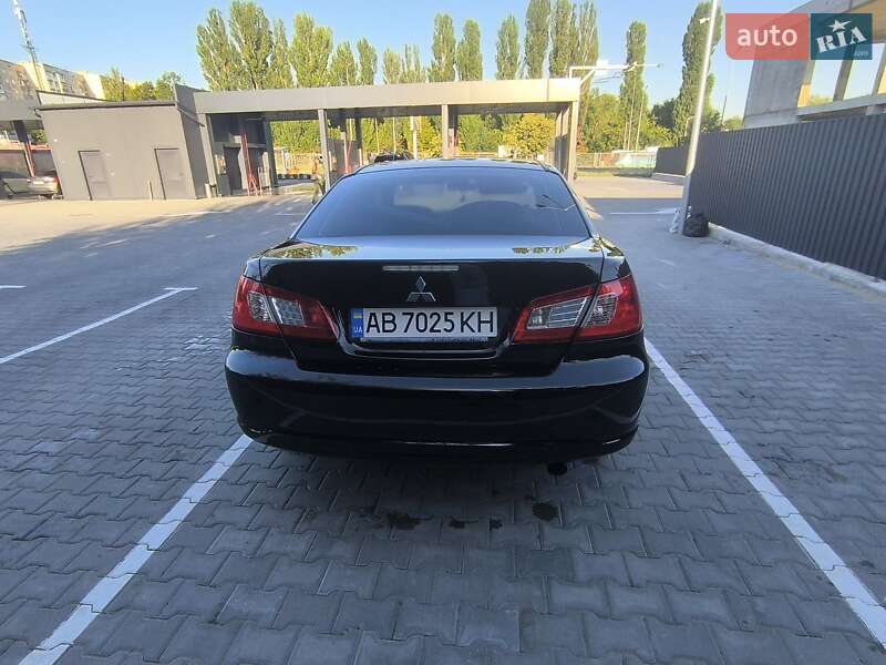 Седан Mitsubishi Galant 2008 в Виннице