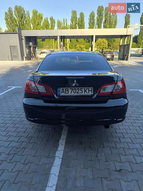 Седан Mitsubishi Galant 2008 в Виннице