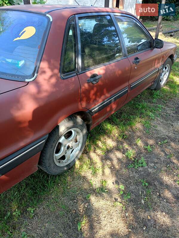 Седан Mitsubishi Galant 1991 в Драбове