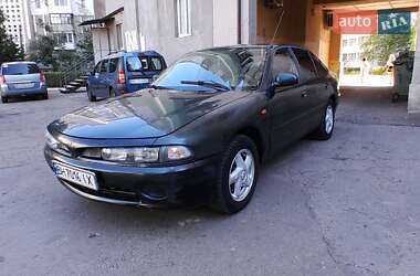 Лифтбек Mitsubishi Galant 1993 в Южном