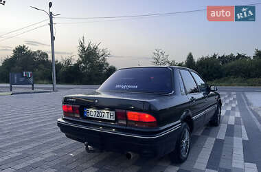 Седан Mitsubishi Galant 1991 в Львове