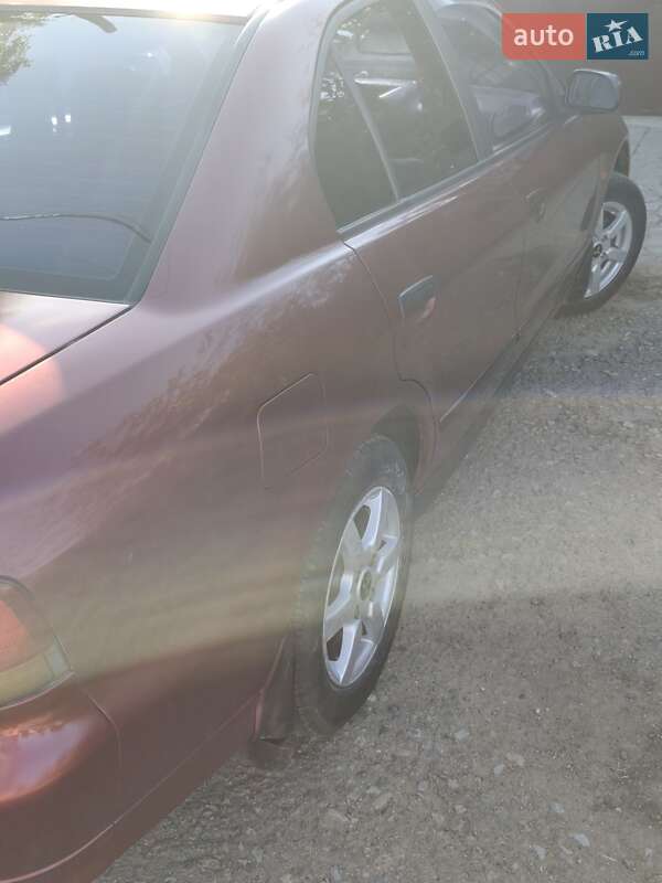 Седан Mitsubishi Galant 1997 в Одессе