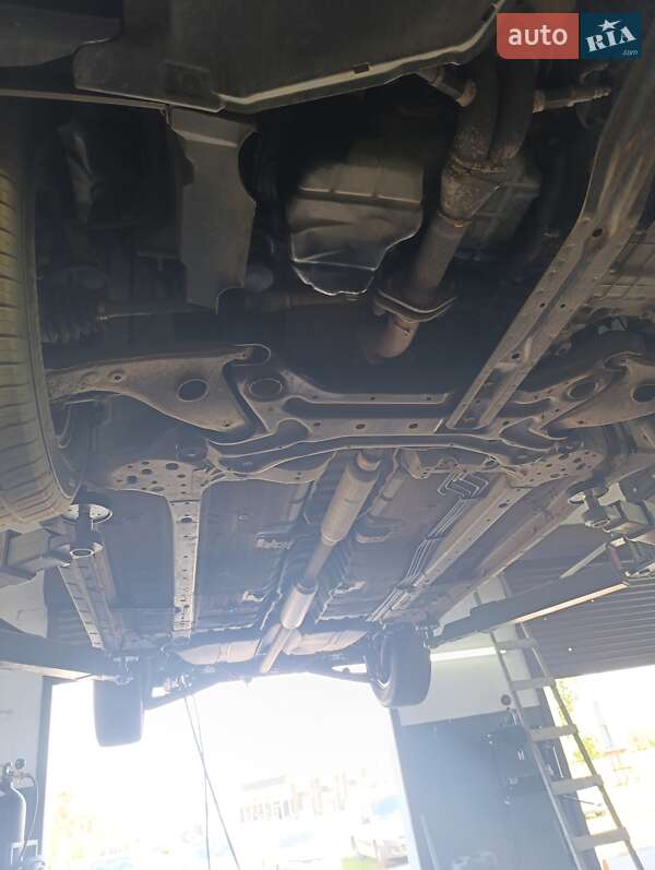 Седан Mitsubishi Galant 2007 в Киеве