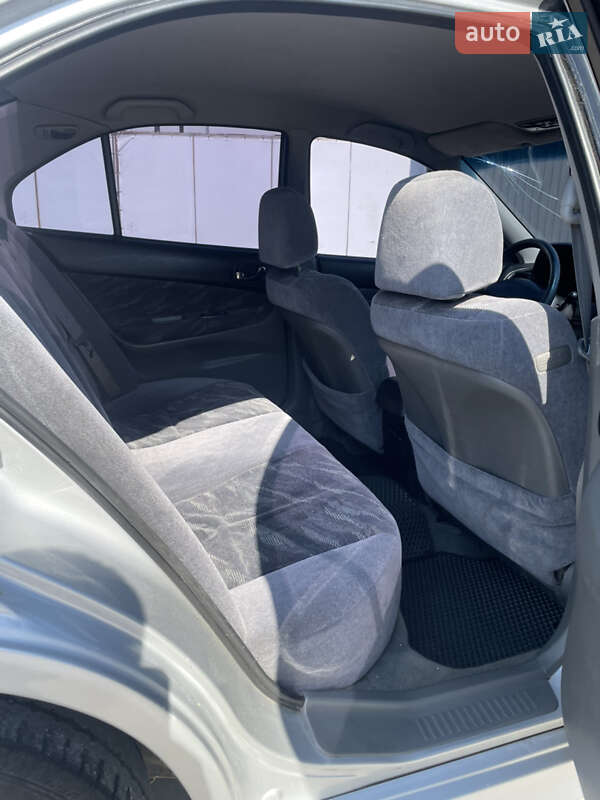Седан Mitsubishi Galant 1999 в Тернополе