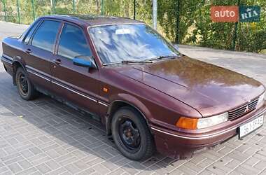 Седан Mitsubishi Galant 1988 в Днепре
