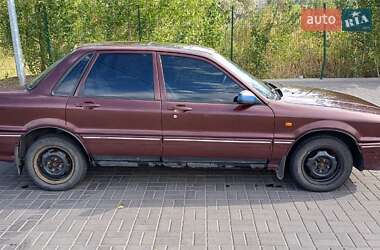 Седан Mitsubishi Galant 1988 в 
