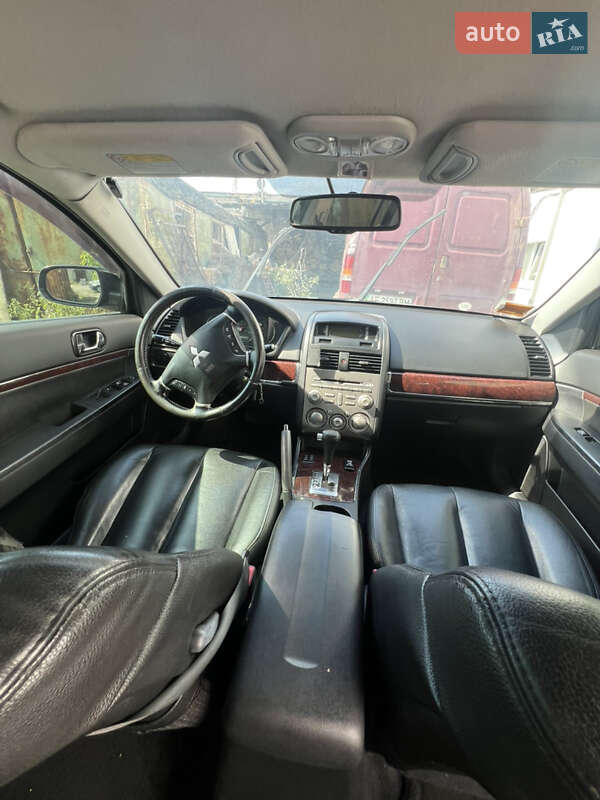 Седан Mitsubishi Galant 2008 в Днепре
