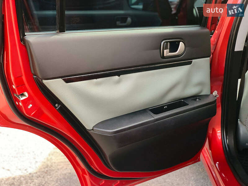 Седан Mitsubishi Galant 2012 в Виннице