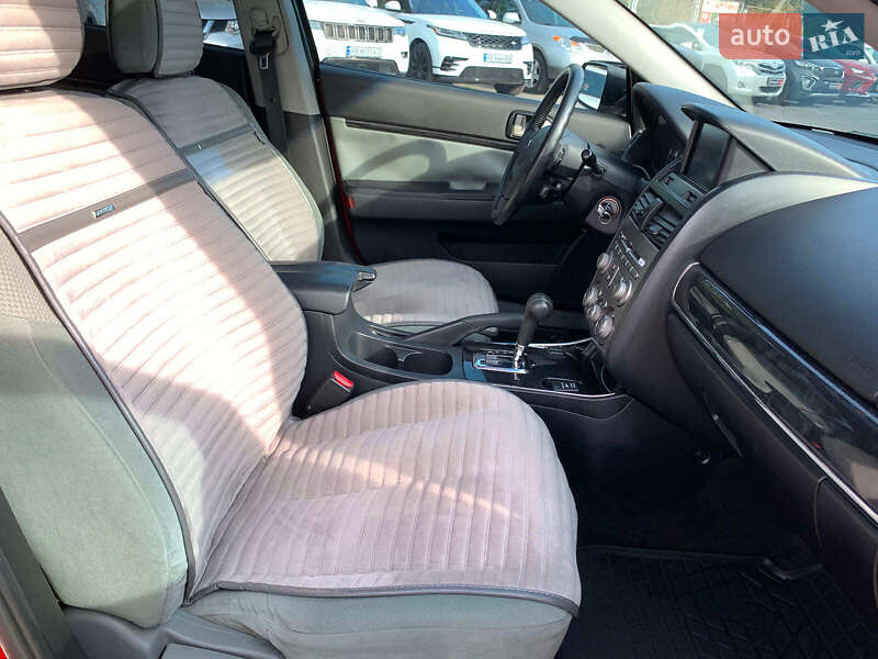 Седан Mitsubishi Galant 2012 в Виннице