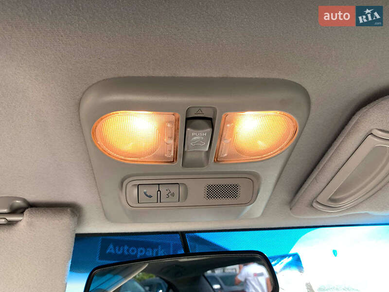 Седан Mitsubishi Galant 2012 в Виннице