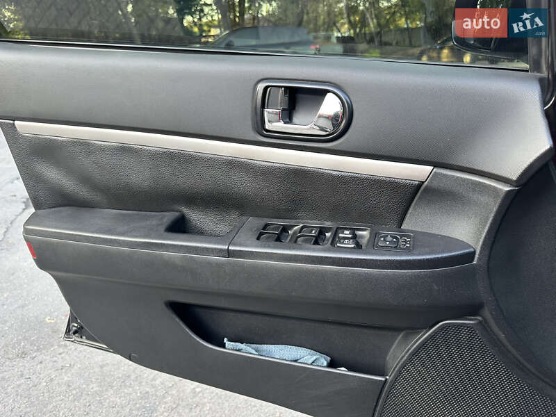 Седан Mitsubishi Galant 2009 в Терновке
