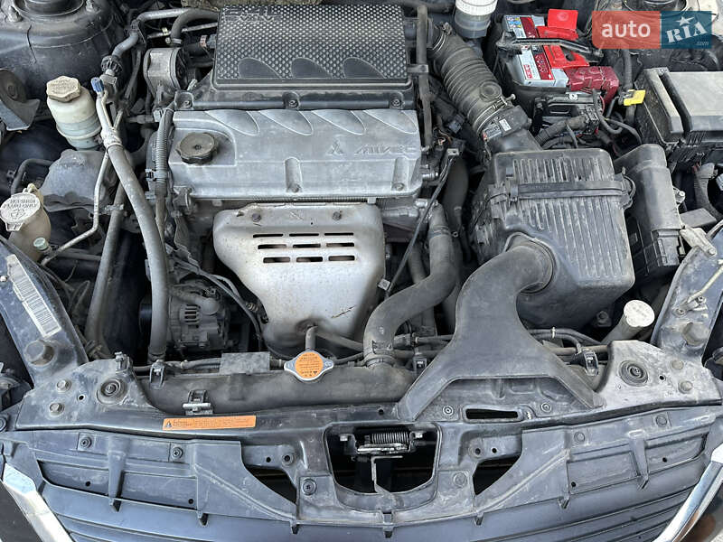 Седан Mitsubishi Galant 2009 в Терновке