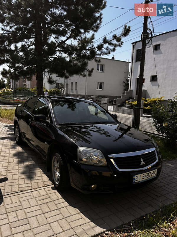 Седан Mitsubishi Galant 2009 в Решетиловке