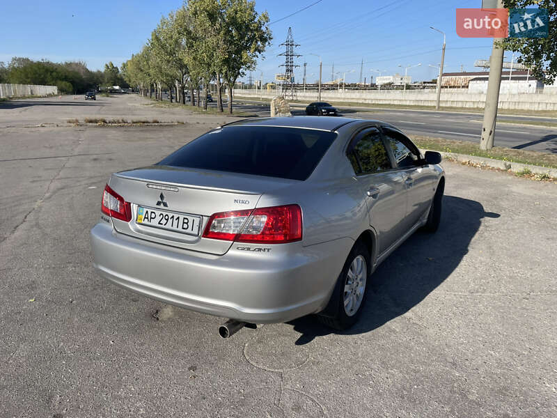 Седан Mitsubishi Galant 2008 в Запорожье
