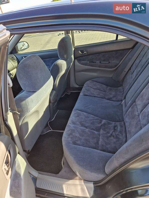 Седан Mitsubishi Galant 1997 в Доброславе