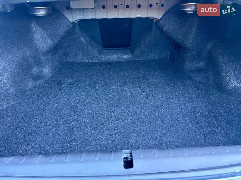 Седан Mitsubishi Galant 2008 в Тернополе