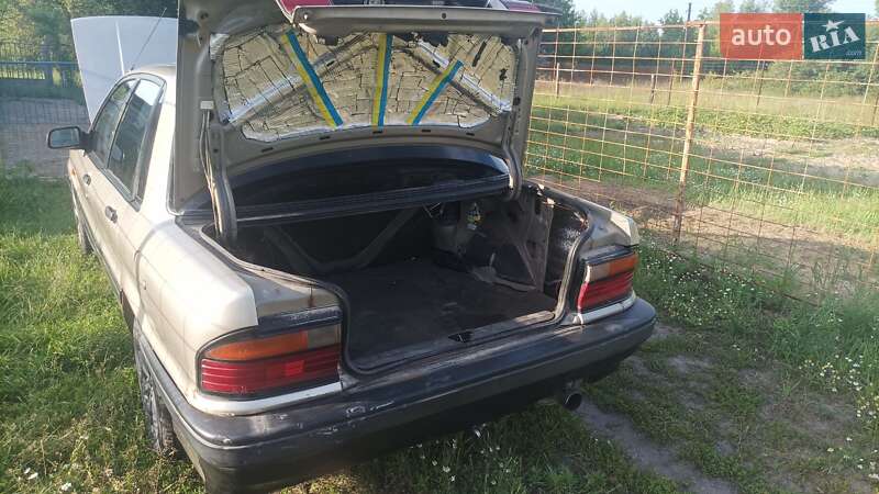 Седан Mitsubishi Galant 1988 в Коростені фото 3 Седан Mitsubishi Galant 1988 в Коростені