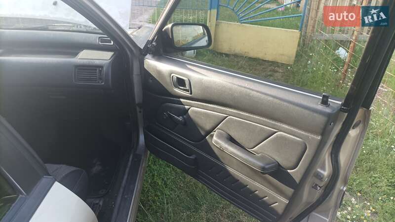 Седан Mitsubishi Galant 1988 в Коростені фото 6 Седан Mitsubishi Galant 1988 в Коростені