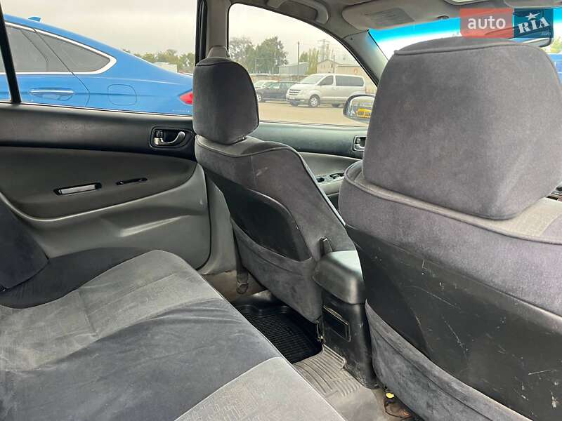 Седан Mitsubishi Galant 2000 в Белой Церкви