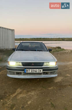 Седан Mitsubishi Galant 1988 в Одесі
