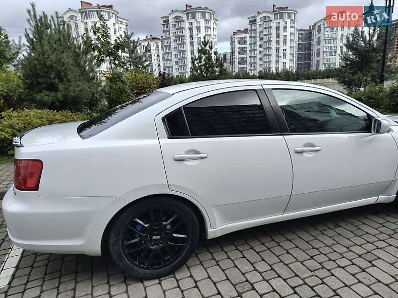 Седан Mitsubishi Galant 2011 в Івано-Франківську