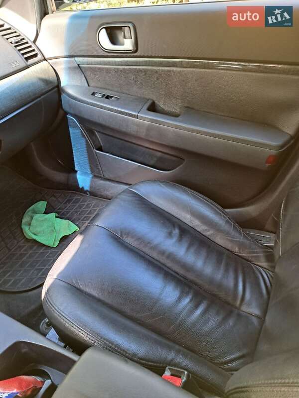 Седан Mitsubishi Galant 2007 в Києві