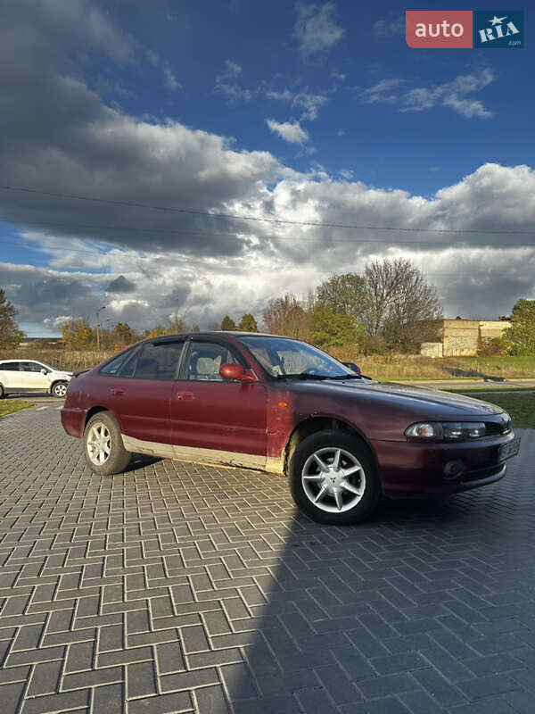 Ліфтбек Mitsubishi Galant 1995 в Кропивницькому фото Ліфтбек Mitsubishi Galant 1995 в Кропивницькому