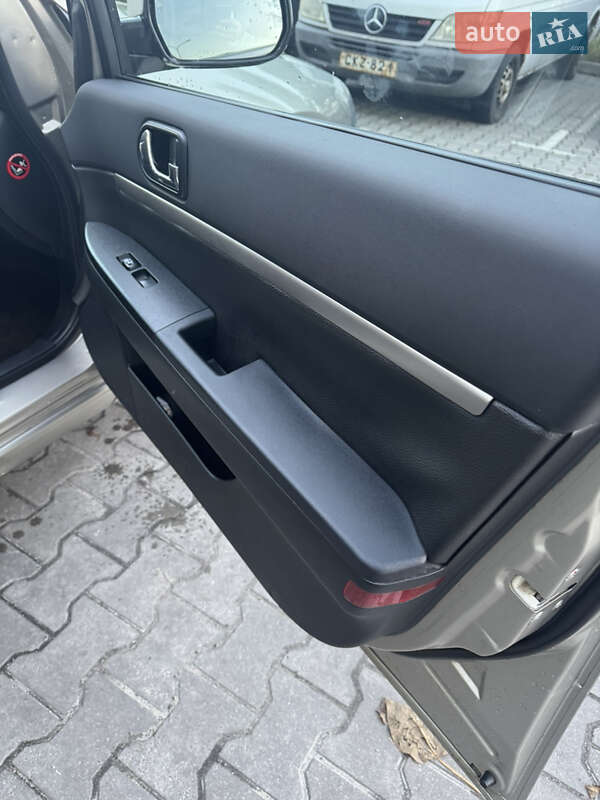 Седан Mitsubishi Galant 2009 в Киеве