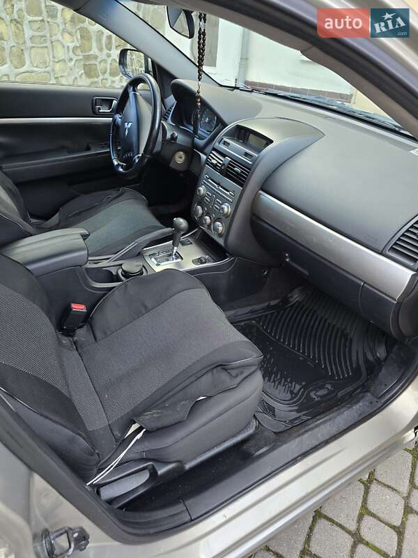 Седан Mitsubishi Galant 2009 в Ивано-Франковске