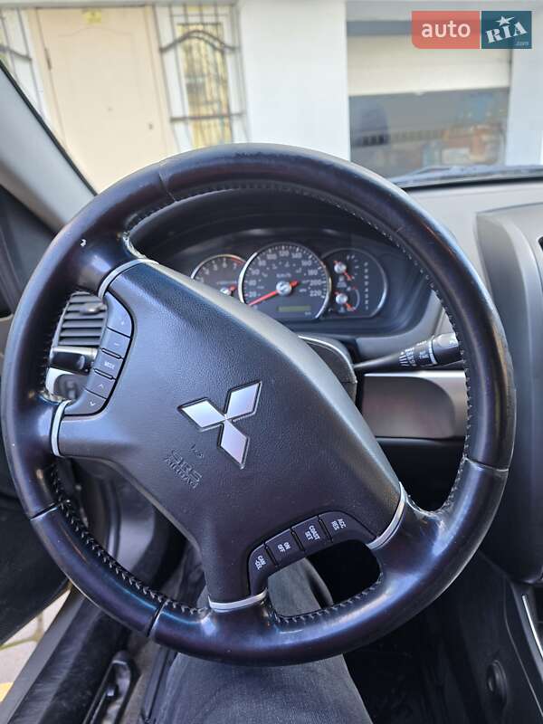 Седан Mitsubishi Galant 2009 в Ивано-Франковске