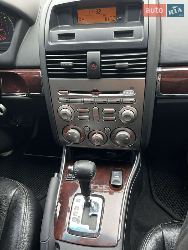 Седан Mitsubishi Galant 2009 в Киеве