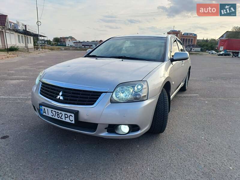 Седан Mitsubishi Galant 2008 в Киеве